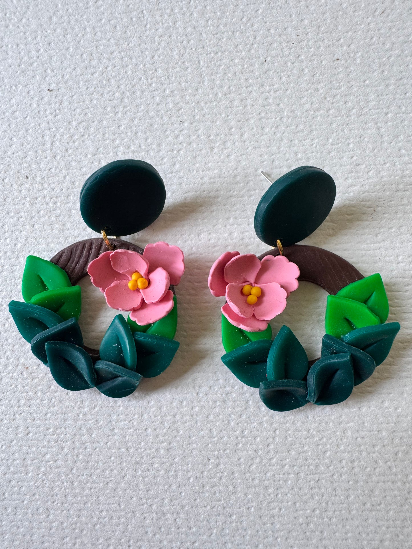Gardeb wreath statement earrings