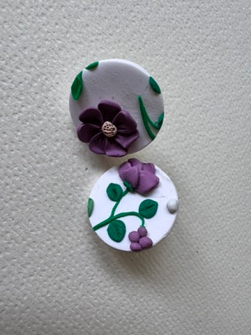 Lavender vine studs