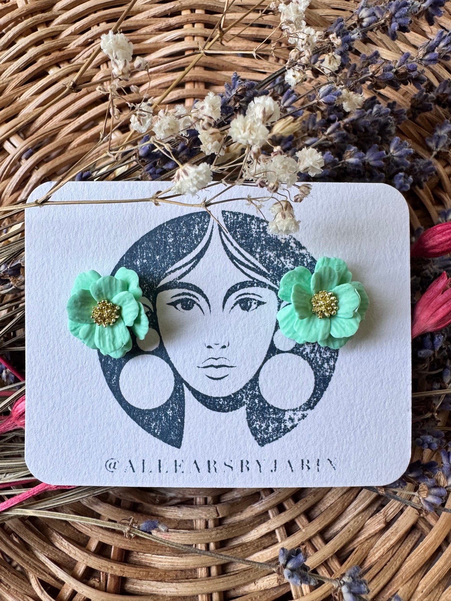 Mint petal studs