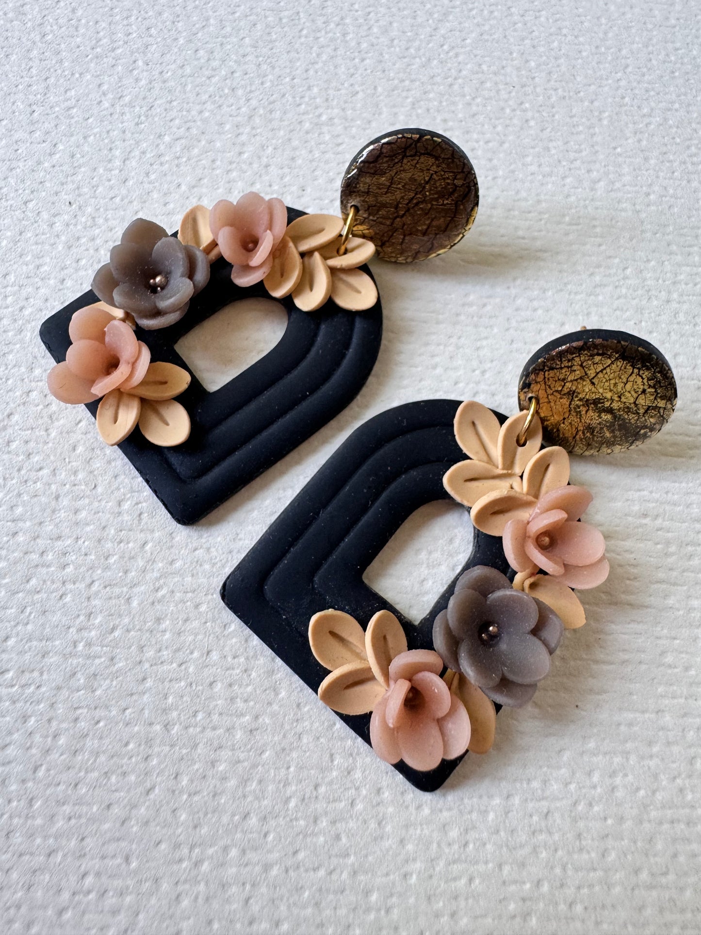 Midnight garden arch earrings