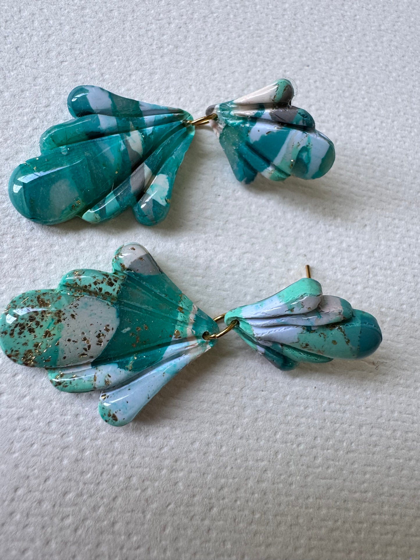 Ocean swirl fan drops