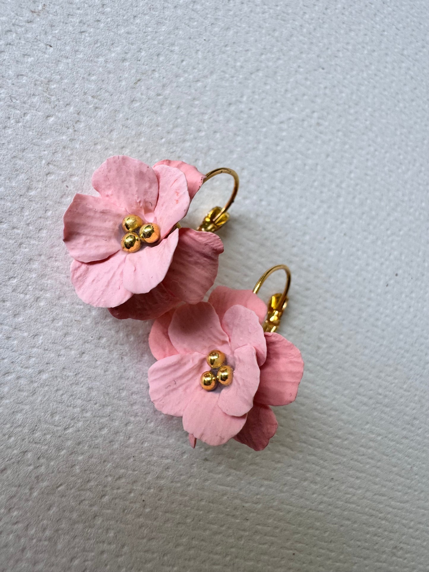 Blush two-toned drop earrings